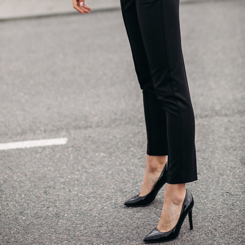 Black pumps